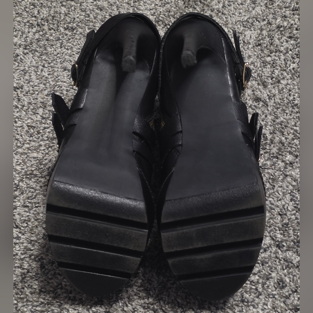 Steve Madden Genuine Leather Boots with Gold Buckle Detail And Side Zipper - Picture 10 of 13
